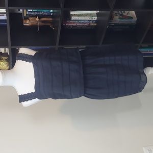 ROMEO + JULIET COUTURE Navy Blue Lace Peekabo Back Midi Dress